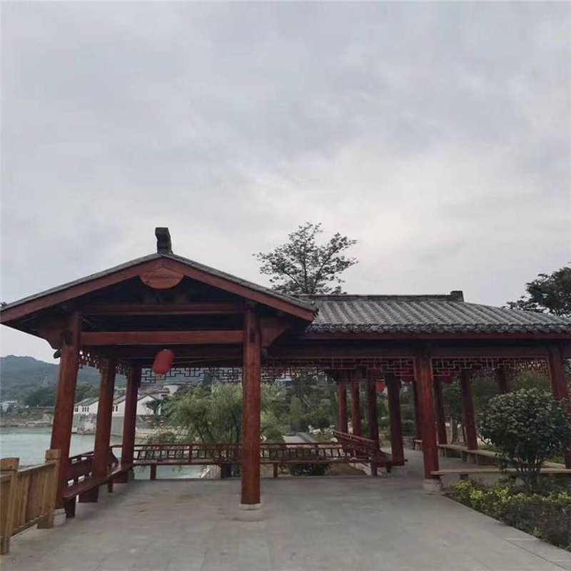 打造优雅户外空间——防腐木凉亭的兴起与市场探索